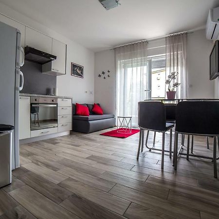 Appartamento Studio Apartman Nina Fiume Esterno foto