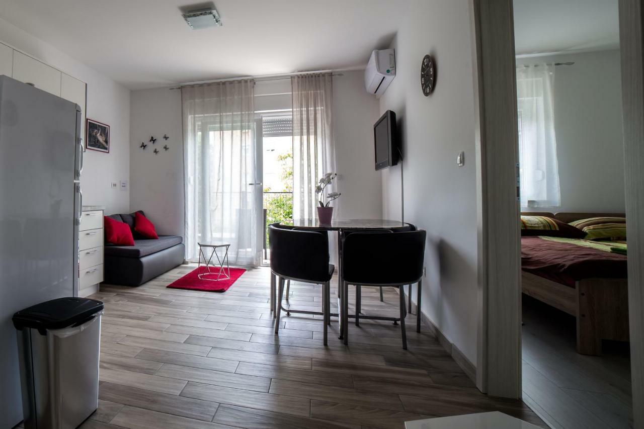Appartamento Studio Apartman Nina Fiume Esterno foto