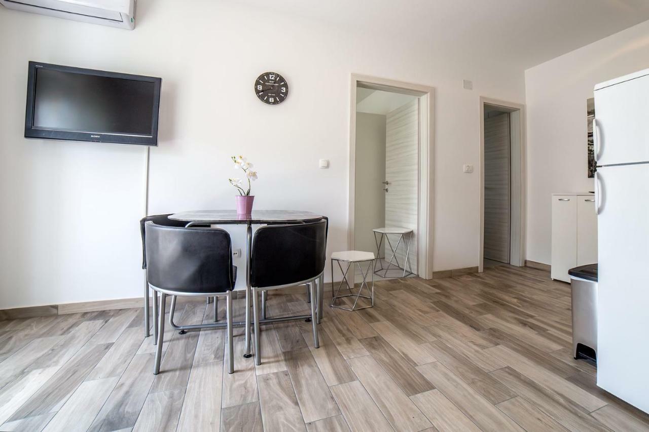 Appartamento Studio Apartman Nina Fiume Esterno foto