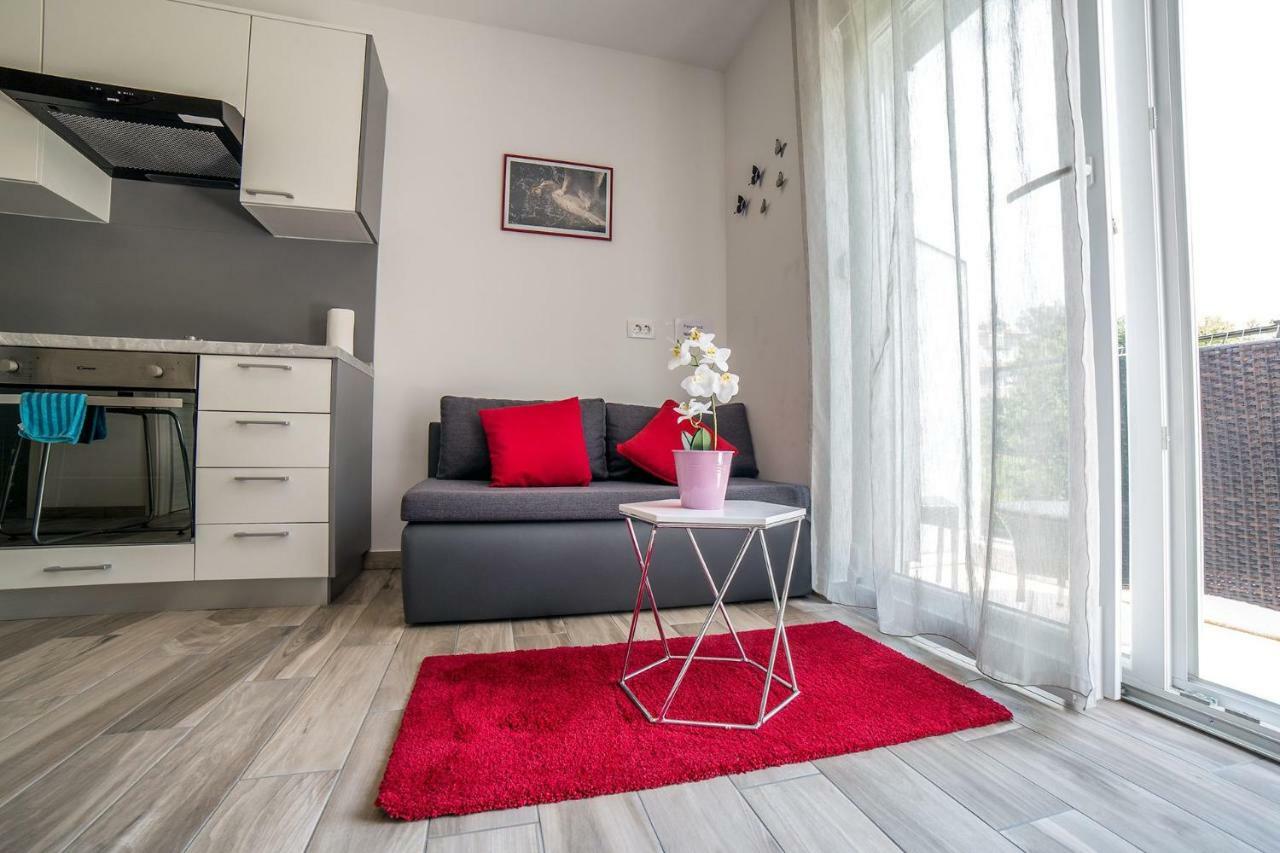 Appartamento Studio Apartman Nina Fiume Esterno foto